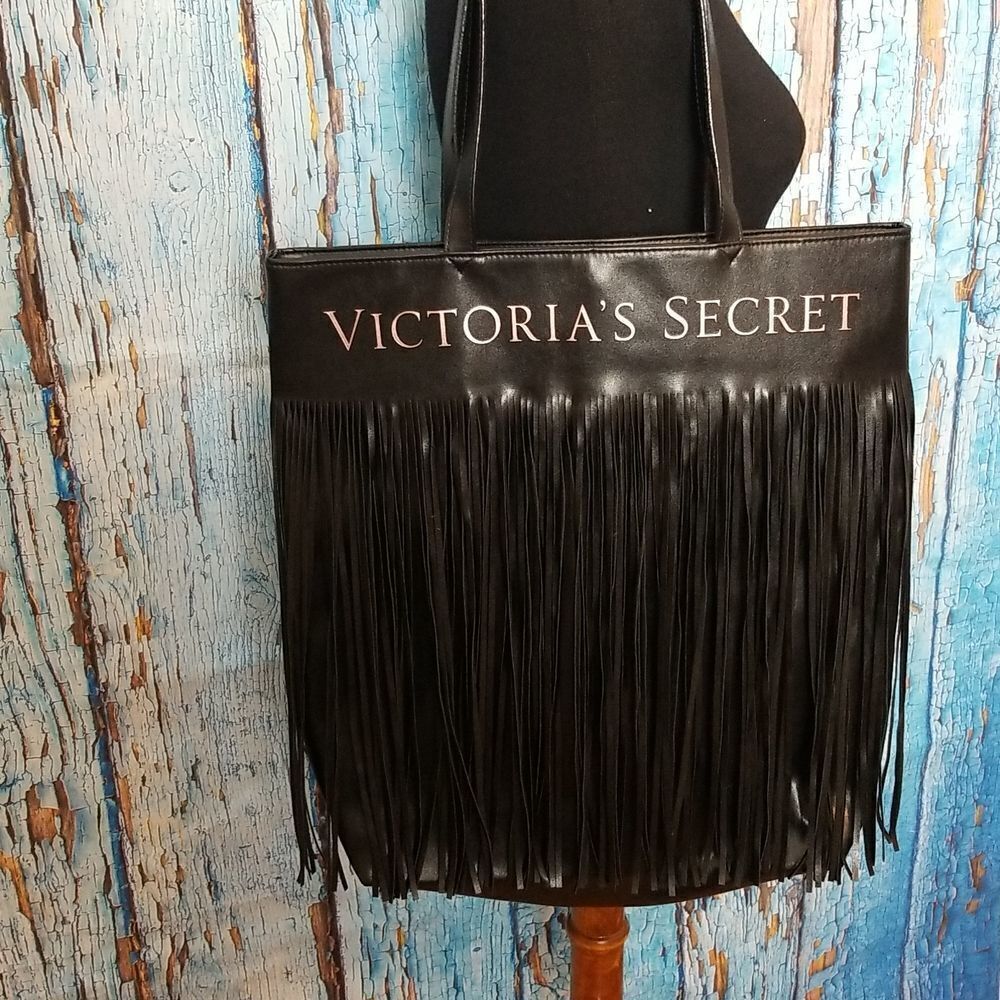 𝅺VICTORIA'S Secret Flirty Fringe Tote Bag - Picture 3 of 12